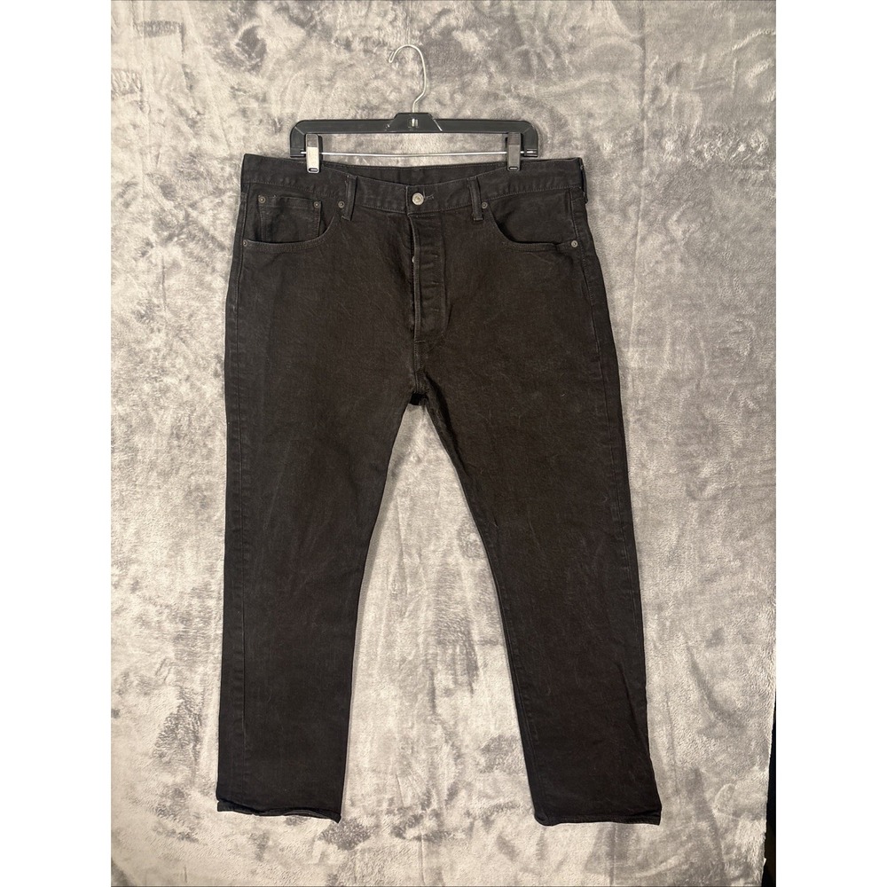 Levis 501 Mens Original Fit Straight Leg Button Fly Black Denim Jeans 38x32